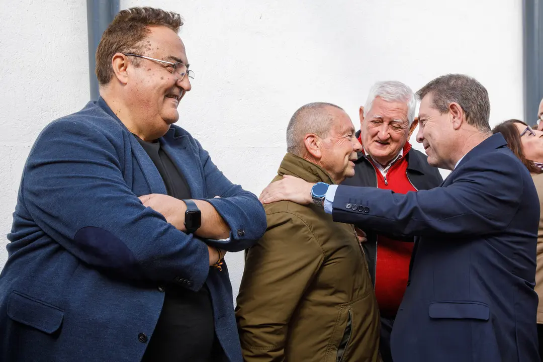 inauguracin-de-las-obras-de-mejora-de-la-seccin-del-cra-retama-en-el-acebrn-cuenca_54914358103_o